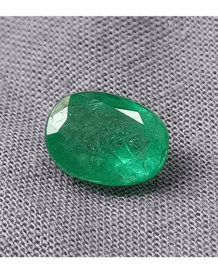 2.56ct Intense medium Green Emerald , 100% Natural Earth Mined Gem. - SMSGEMS 
