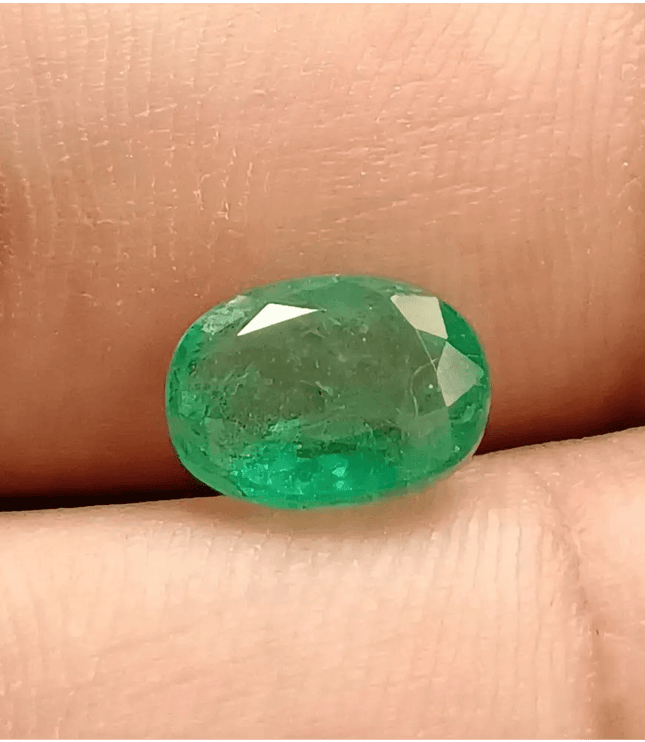 2.56ct Intense medium Green Emerald , 100% Natural Earth Mined Gem. - SMSGEMS 