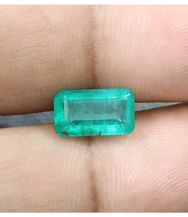 2.63ct Zambian Emerald, 100% Natural Gemstone - SMSGEMS 
