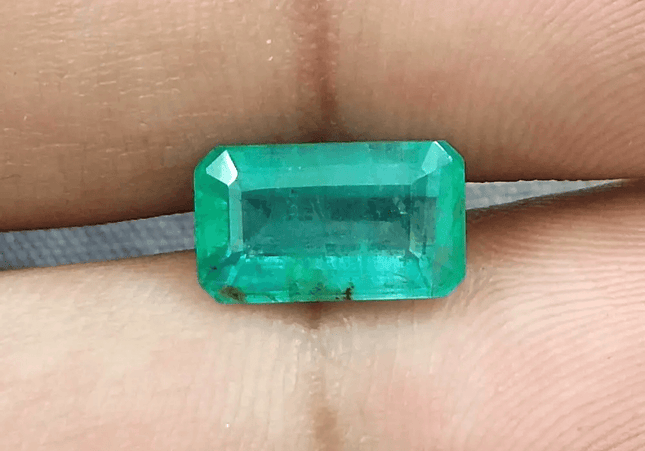 2.63ct Zambian Emerald, 100% Natural Gemstone - SMSGEMS 