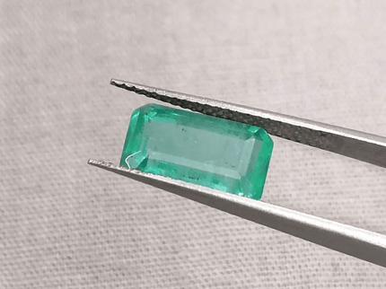 2.63ct Zambian Emerald, 100% Natural Gemstone - SMSGEMS 