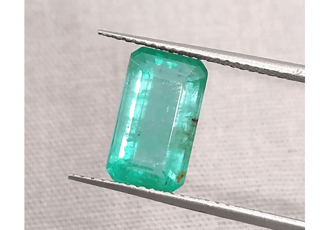 2.63ct Zambian Emerald, 100% Natural Gemstone - SMSGEMS 