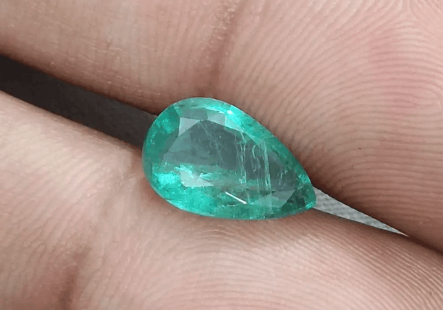2.63ct Medium Deep Green Zambian Emerald, Natural Earth Mined Gemstone - SMSGEMS 