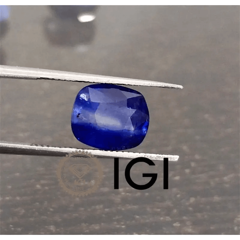 2.68ct IGI Certified Royal Blue Ceylon Sapphire, Natural only heated Earth Mined Gemstone. - SMSGEMS 