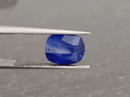 2.68ct IGI Certified Royal Blue Ceylon Sapphire, Natural only heated Earth Mined Gemstone. - SMSGEMS 