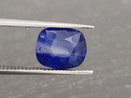 2.68ct IGI Certified Royal Blue Ceylon Sapphire, Natural only heated Earth Mined Gemstone. - SMSGEMS 