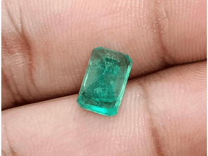 2.71ct Velvet Green Zambian Emerald , 100% Natural Earth Mined Gemstone - SMSGEMS 