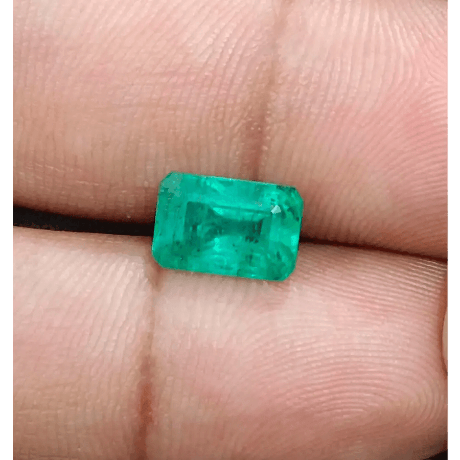 2.71ct Velvet Green Zambian Emerald , 100% Natural Earth Mined Gemstone - SMSGEMS 