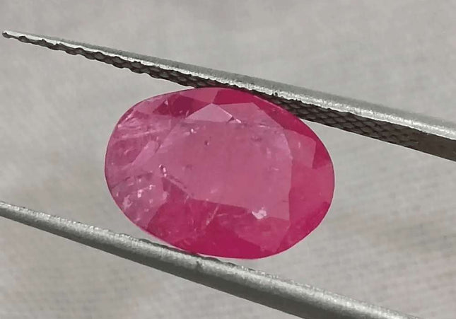 2.72ct African Ruby Certified By GSI, Natural Untreated Gemstone - SMSGEMS 