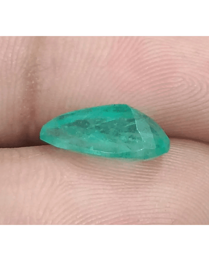 2.72ct Pastel Green Russian Emerald, 100% Natural Gemstones - SMSGEMS 