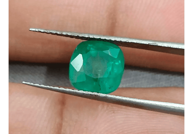 2.73ct Zambian Emerald , 100% Natural Earth Mined Gemstone. - SMSGEMS 
