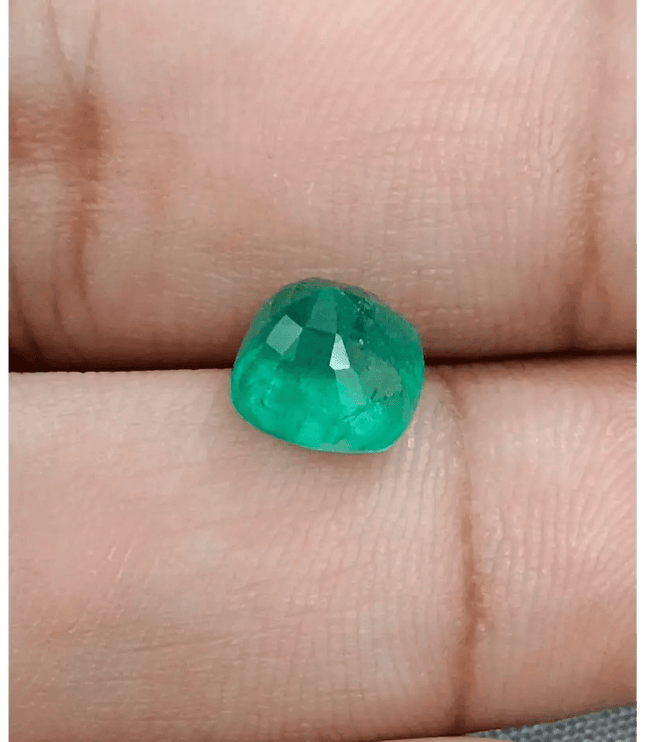 2.73ct Zambian Emerald , 100% Natural Earth Mined Gemstone. - SMSGEMS 