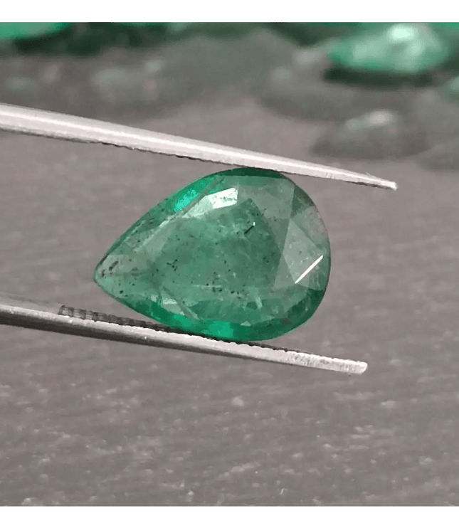 2.76ct Zambian Emerald , 100% Natural Gem - SMSGEMS 