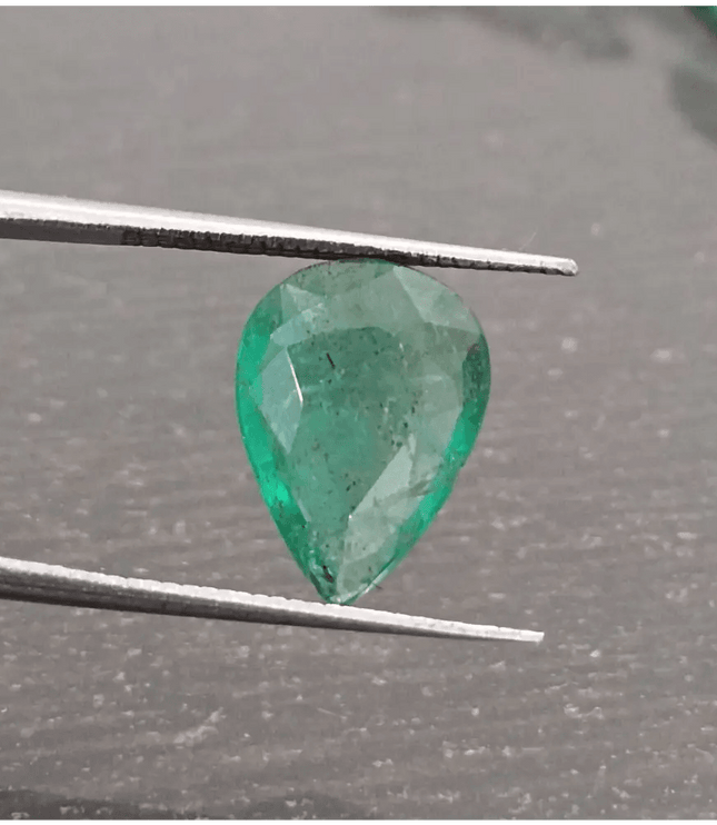 2.76ct Zambian Emerald , 100% Natural Gem - SMSGEMS 