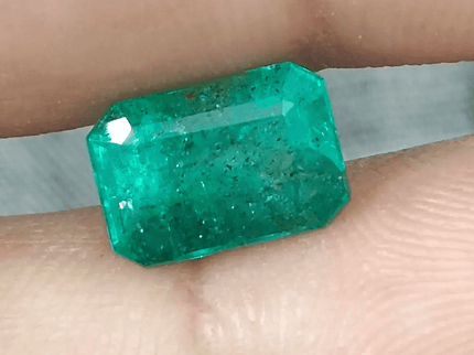 2.76ct Zambian Emerald Certified By GSI, Natural Gemstonr - SMSGEMS 