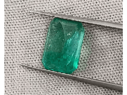 2.76ct Zambian Emerald Certified By GSI, Natural Gemstonr - SMSGEMS 