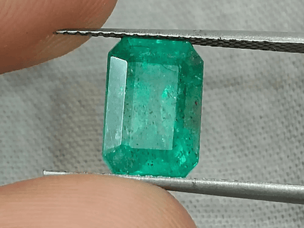 2.76ct Zambian Emerald Certified By GSI, Natural Gemstonr - SMSGEMS 