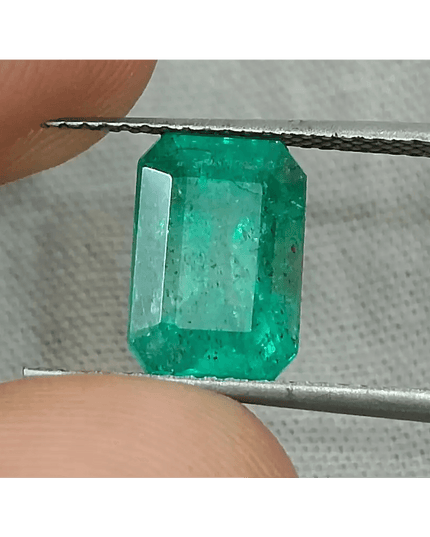 2.76ct Zambian Emerald Certified By GSI, Natural Gemstonr - SMSGEMS 