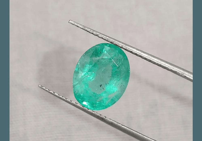 2.76ct Pastel Green Natural Russian Emerald - SMSGEMS 