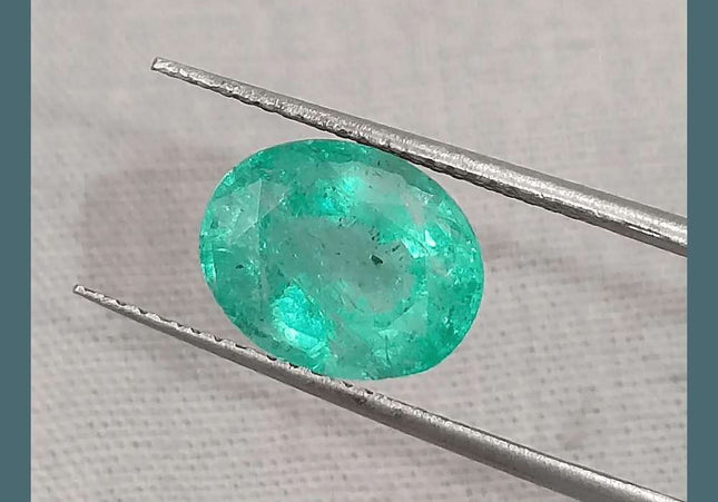 2.76ct Pastel Green Natural Russian Emerald - SMSGEMS 