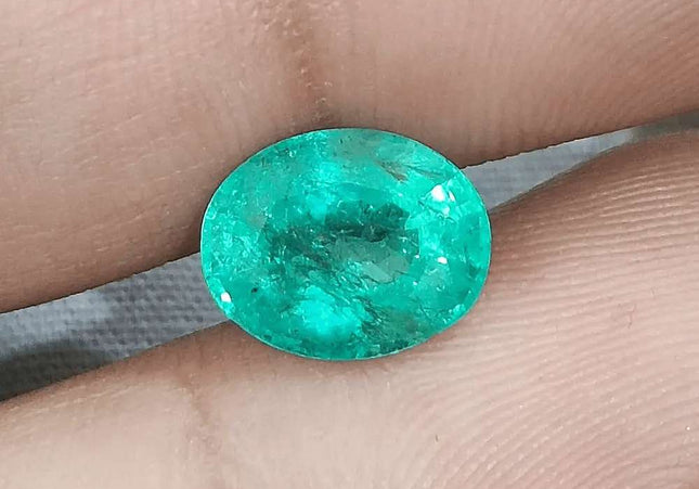 2.76ct Pastel Green Natural Russian Emerald - SMSGEMS 