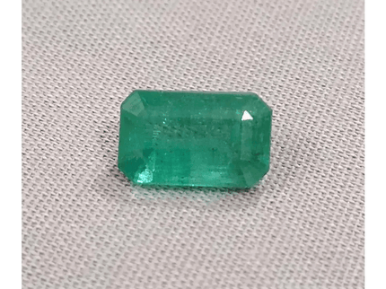 2.77ct Zambian Emerald , 100% Natural Earth Mined Gemstone - SMSGEMS 