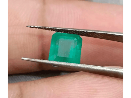 2.82ct Velvet Green Zambian Emerald , 100% Natural Earth Mined Gemstone - SMSGEMS 