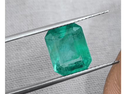 2.92ct Medium Green Zambian Emerald, 100% Natural Earth Mined Gemstone. - SMSGEMS 