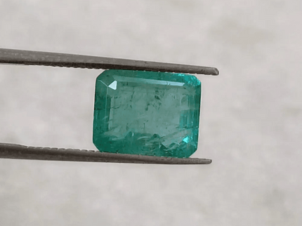 2.93ct Zambian Emerald , 100% Natural Earth Mined Gem. - SMSGEMS 