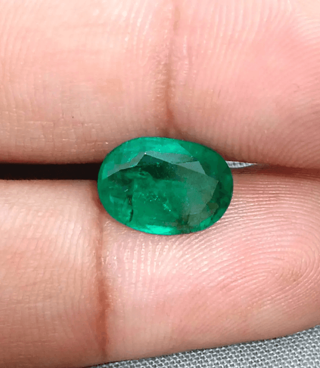2.94ct Medium Deep Glass Green Swat Emerald, 100% Natural Earth Mined Gemstone - SMSGEMS 