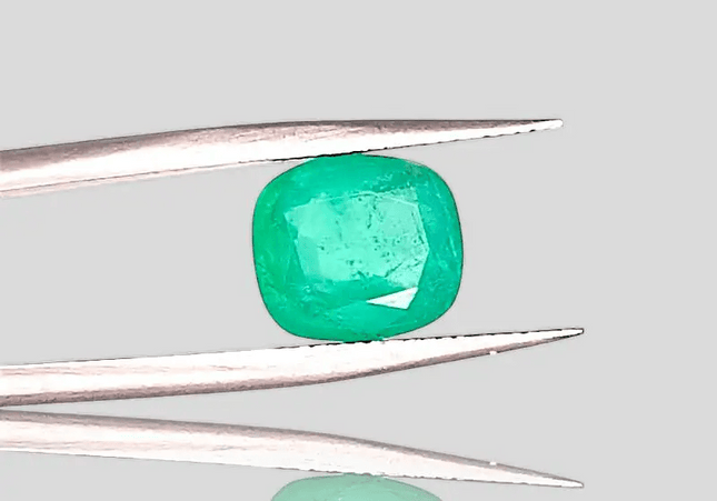 2.95ct Medium Green Cushion Cut Ethiopian Emerald, 100% Natural Earth Mined Gemstone - SMSGEMS 