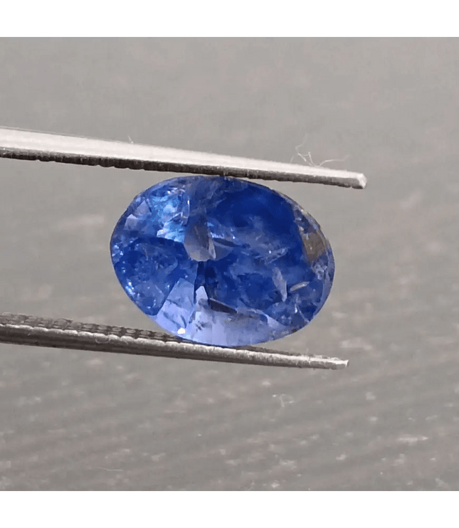 2.98ct IGI Certified Vivid Cornflower Blue Ceylon Sapphire, Natural Gemstone. Only Heat Treatment. - SMSGEMS 