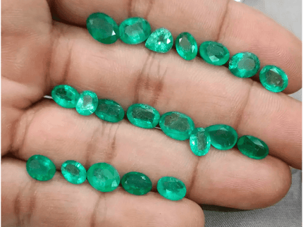 21.66ct Emerald Parcel, 100% Natural Emeralds - SMSGEMS 