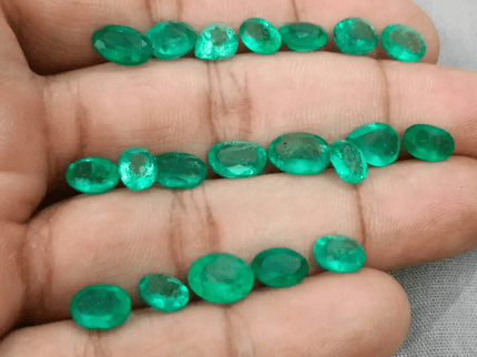 21.66ct Emerald Parcel, 100% Natural Emeralds - SMSGEMS 