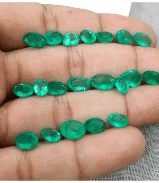 21.66ct Emerald Parcel, 100% Natural Emeralds - SMSGEMS 