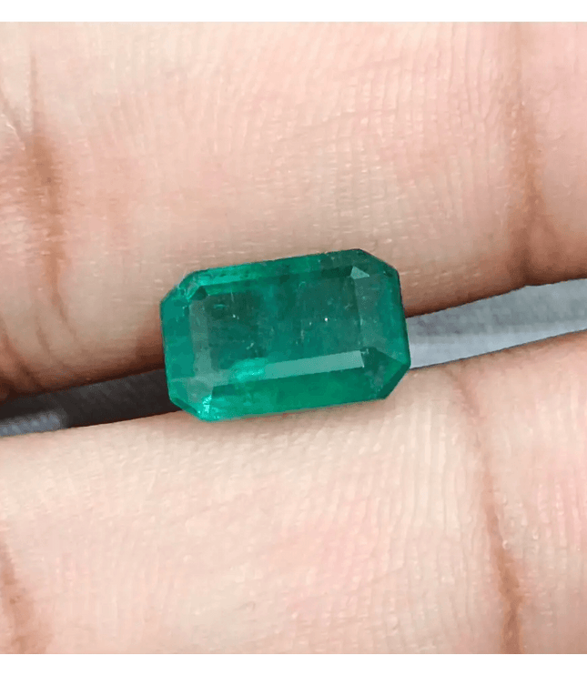3.22ct Zambian Emerald, 100% Natural Earth Mined Gemstones. - SMSGEMS 