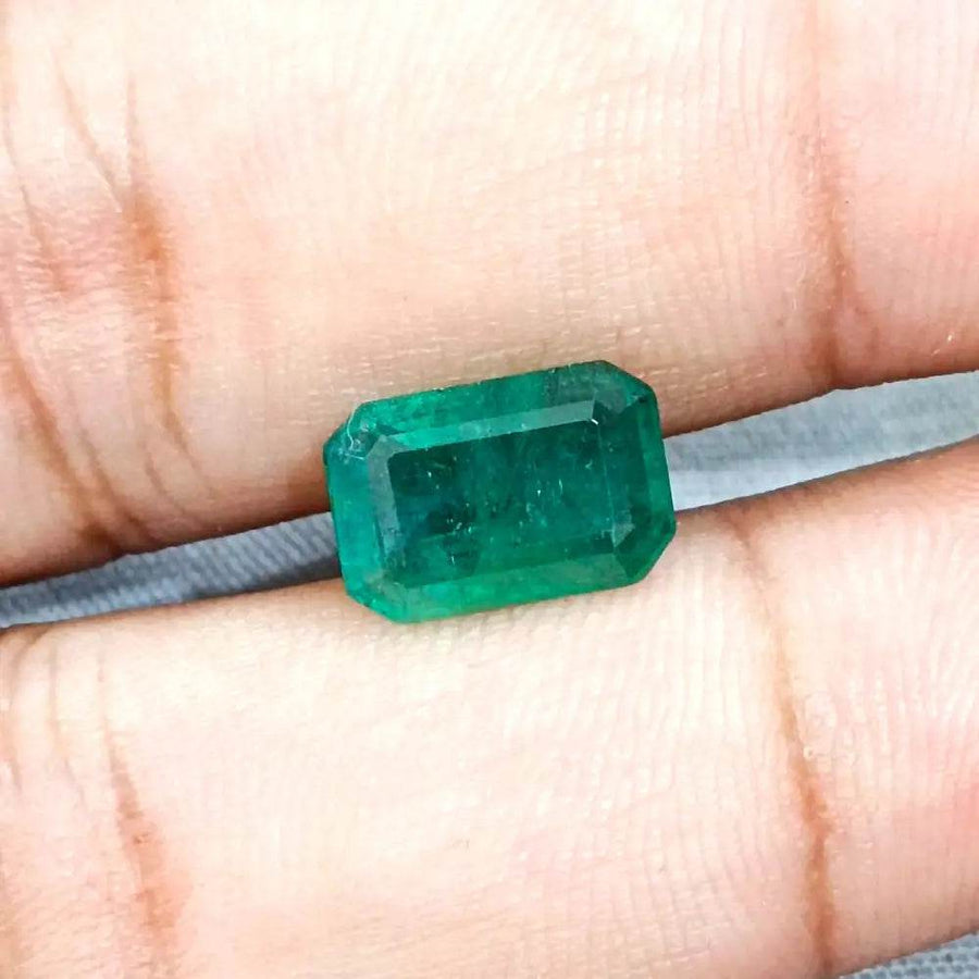 3.22ct Zambian Emerald, 100% Natural Earth Mined Gemstones. - SMSGEMS 