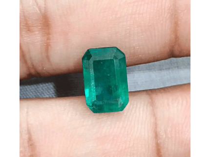 3.22ct Zambian Emerald, 100% Natural Earth Mined Gemstones. - SMSGEMS 