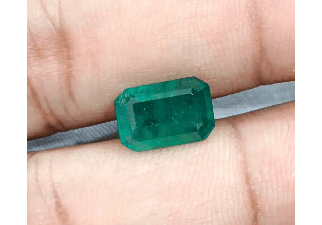 3.22ct Zambian Emerald, 100% Natural Earth Mined Gemstones. - SMSGEMS 