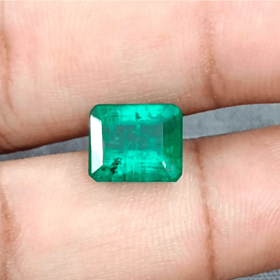 3.33ct Top Golden Green Swat Emerald, 100% Natural Gemstone - SMSGEMS 