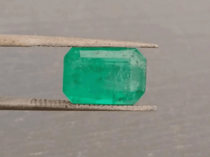 3.34ct IGI Certified Velvet Green Emerald , 100% Natural Earth Mined Gemstone - SMSGEMS 