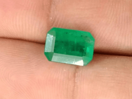3.34ct IGI Certified Velvet Green Emerald , 100% Natural Earth Mined Gemstone - SMSGEMS 