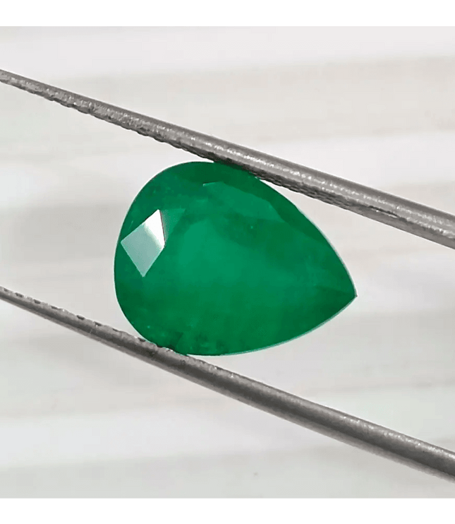3.51 Deep Pure Green Emerald Certified By GSI - SMSGEMS 