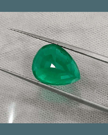 3.51 Deep Pure Green Emerald Certified By GSI - SMSGEMS 