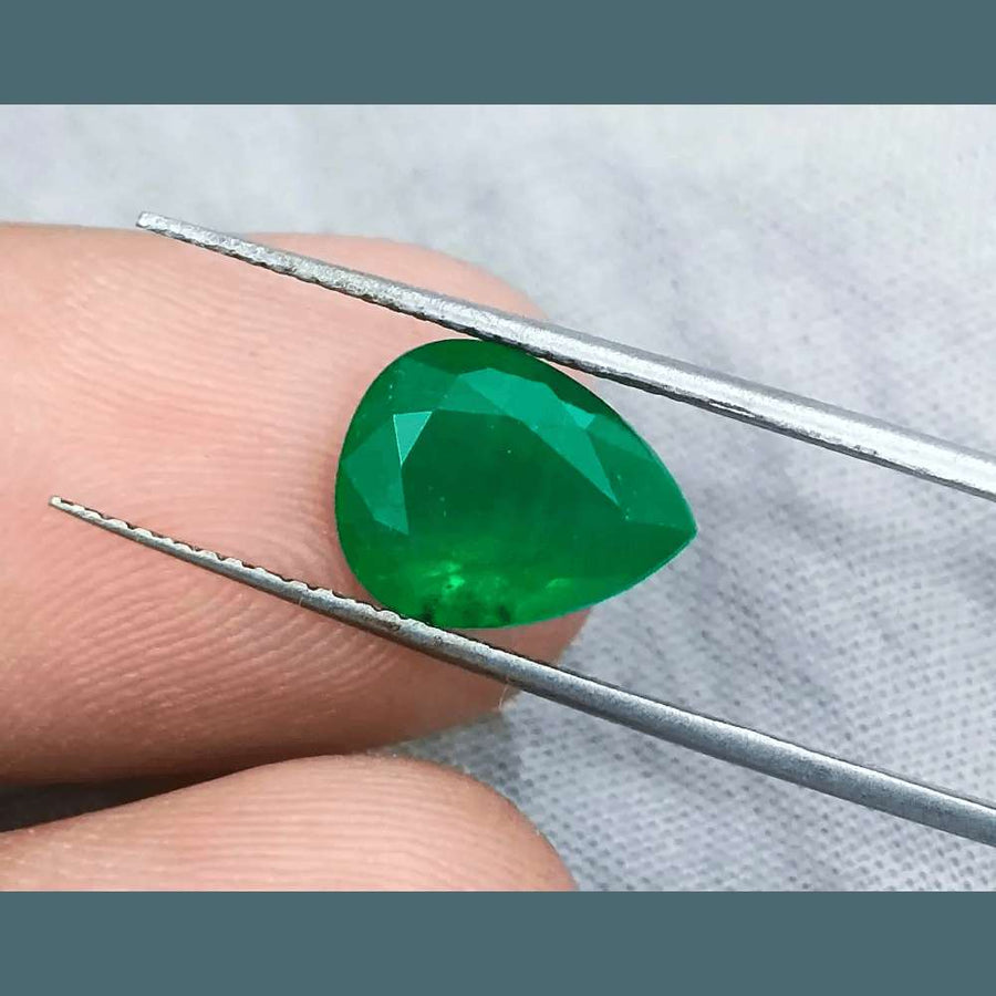 3.51 Deep Pure Green Emerald Certified By GSI - SMSGEMS 