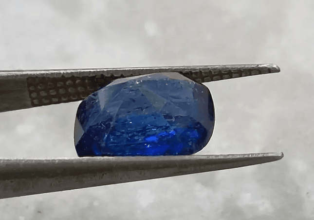 3.51ct IGI Certified Royal Blue Ceylon Sapphire, 100% Natural only heated Earth Mined Gemstone. - SMSGEMS 