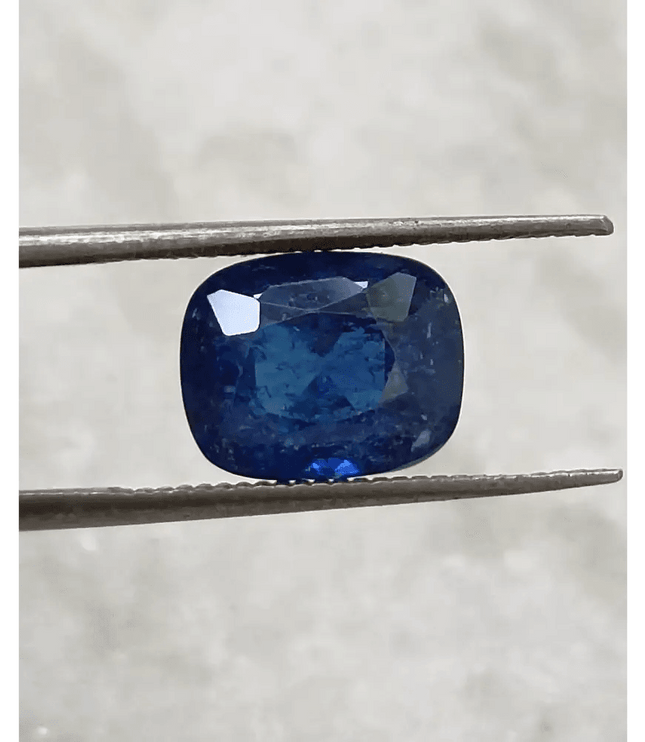 3.51ct IGI Certified Royal Blue Ceylon Sapphire, 100% Natural only heated Earth Mined Gemstone. - SMSGEMS 
