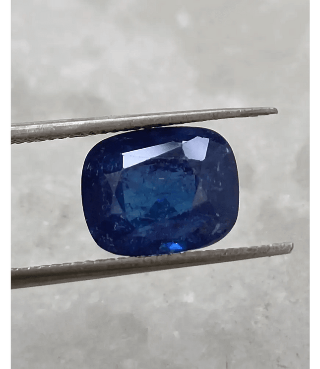 3.51ct IGI Certified Royal Blue Ceylon Sapphire, 100% Natural only heated Earth Mined Gemstone. - SMSGEMS 