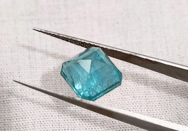 3.53ct Zambian Emerald, 100% Natural Earth Mined Gemstone - SMSGEMS 