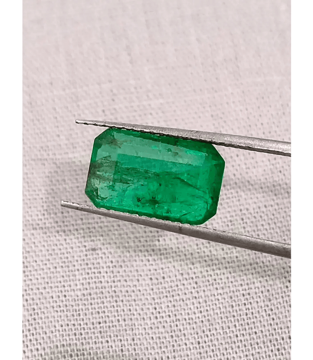 3.55ct Deep Vivid Swat Emerald, 100% Natural Earth Mined Gemstone - SMSGEMS 